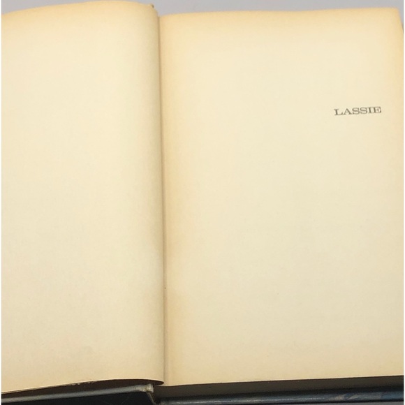 1969 “Lassie Lost in the Snow” , by Steve Frazee.  Hardcover Book - Picture 3 of 9